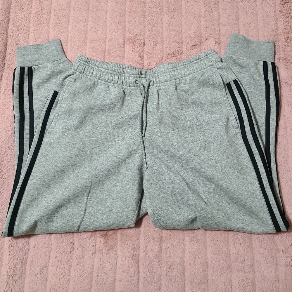 Adidas sweatpants